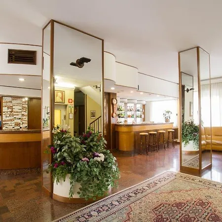 Hotel Mantegna-3